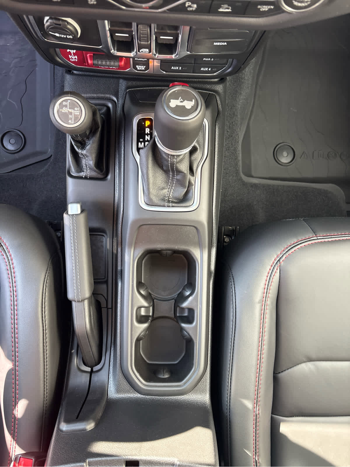 New 2025 Jeep Wrangler Unlimited Rubicon image 17