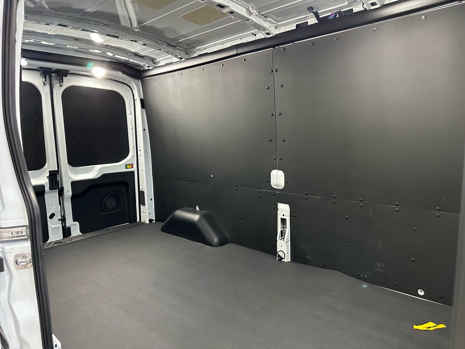 New 2026 Ford Transit 250 148 Medium Roof w/ Exterior Upgrade Package RWD image 10
