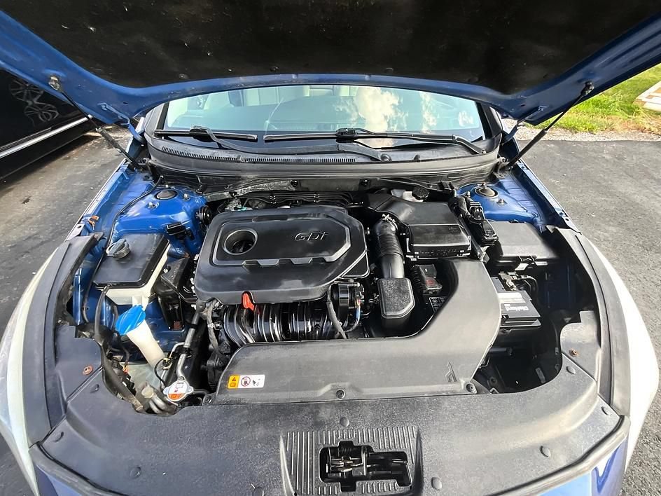 Used 2017 Hyundai Sonata SE FWD image 3