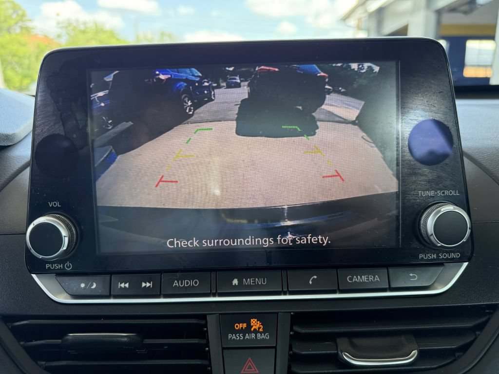 Used 2021 Nissan Altima 2.5 SV FWD image 16