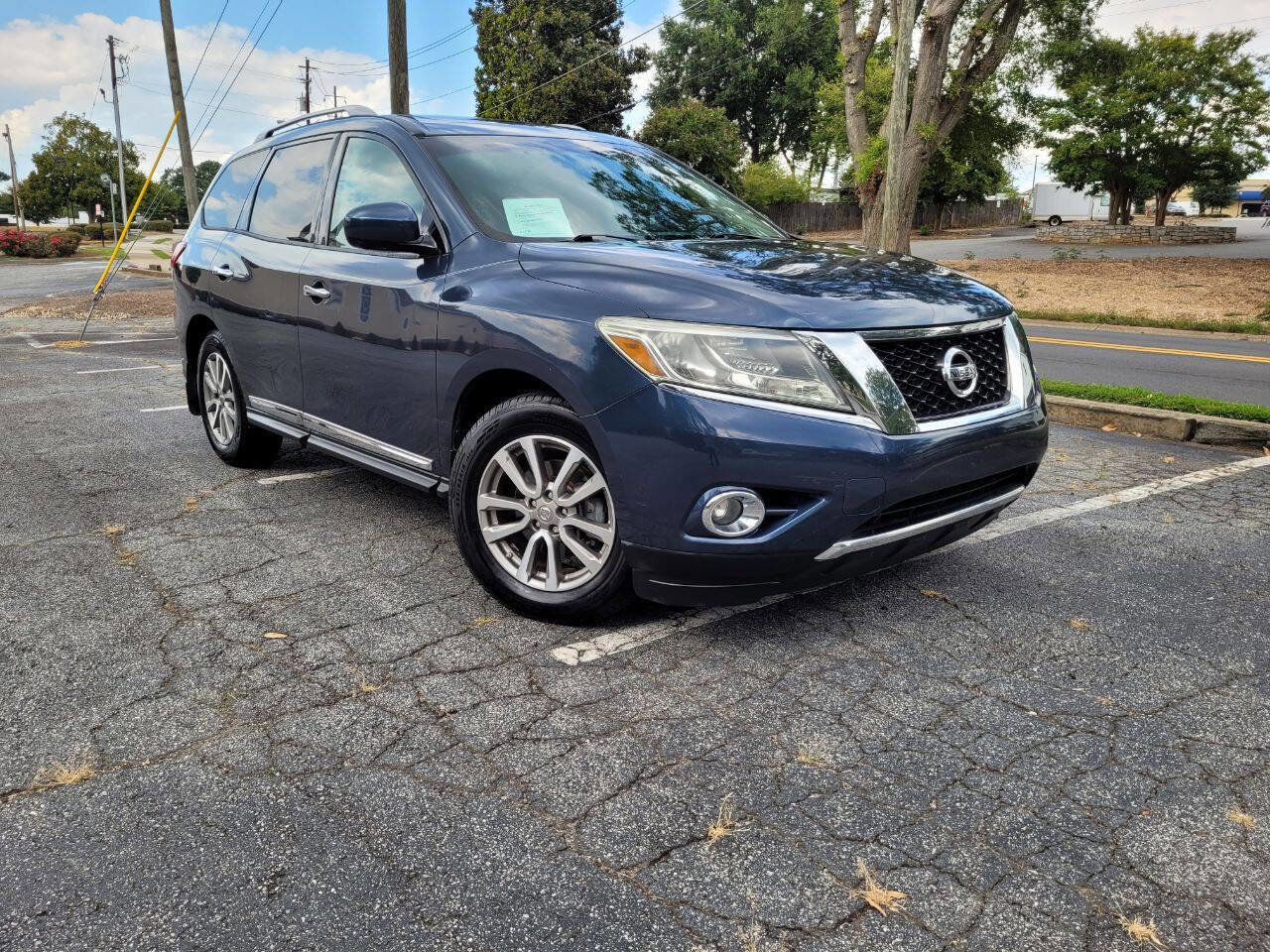 Used 2015 Nissan Pathfinder SL w/ SL Premium Package