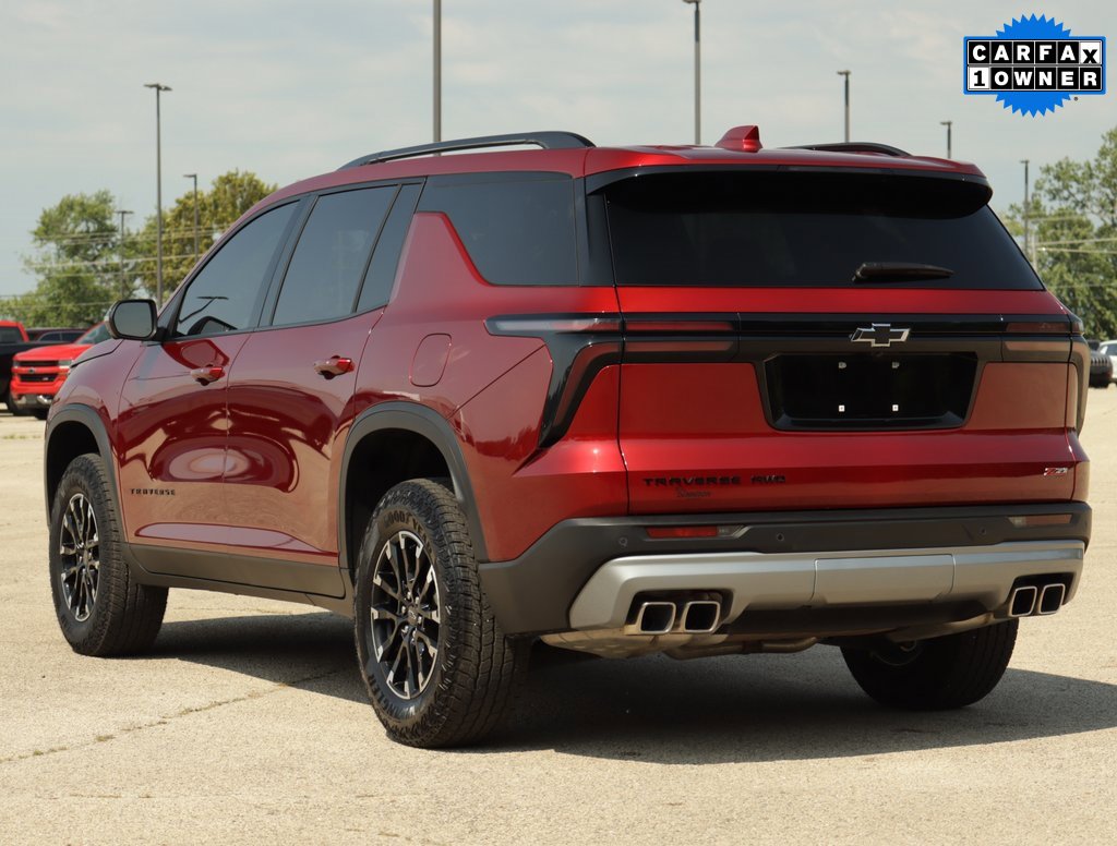 Used 2024 Chevrolet Traverse Z71 image 5