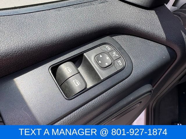 Used 2025 Mercedes-Benz Sprinter 2500 image 16