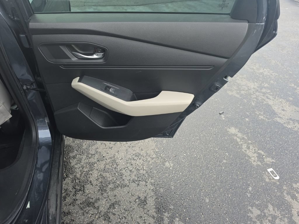 Used 2017 Honda CR-V EX image 28
