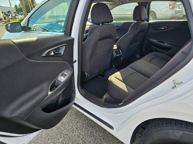 Used 2024 Chevrolet Malibu LT FWD image 12