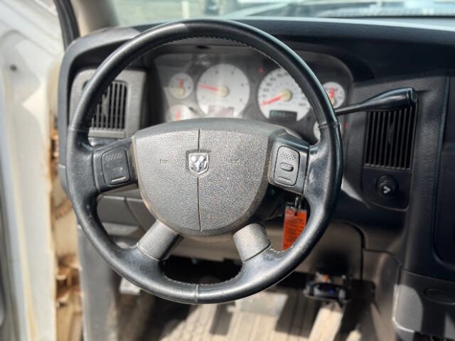 Used 2005 Dodge Ram 3500 Truck SLT image 13