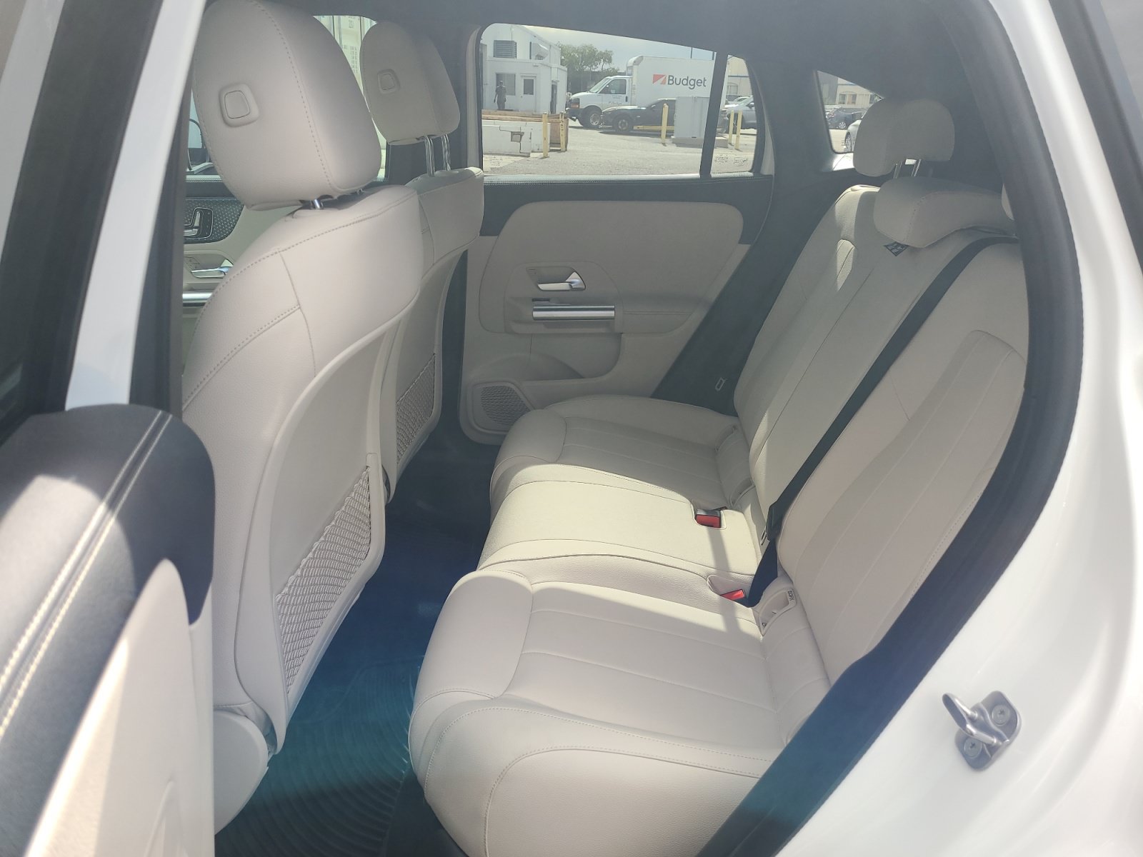 Used 2025 Mercedes-Benz GLA 250 4MATIC image 24