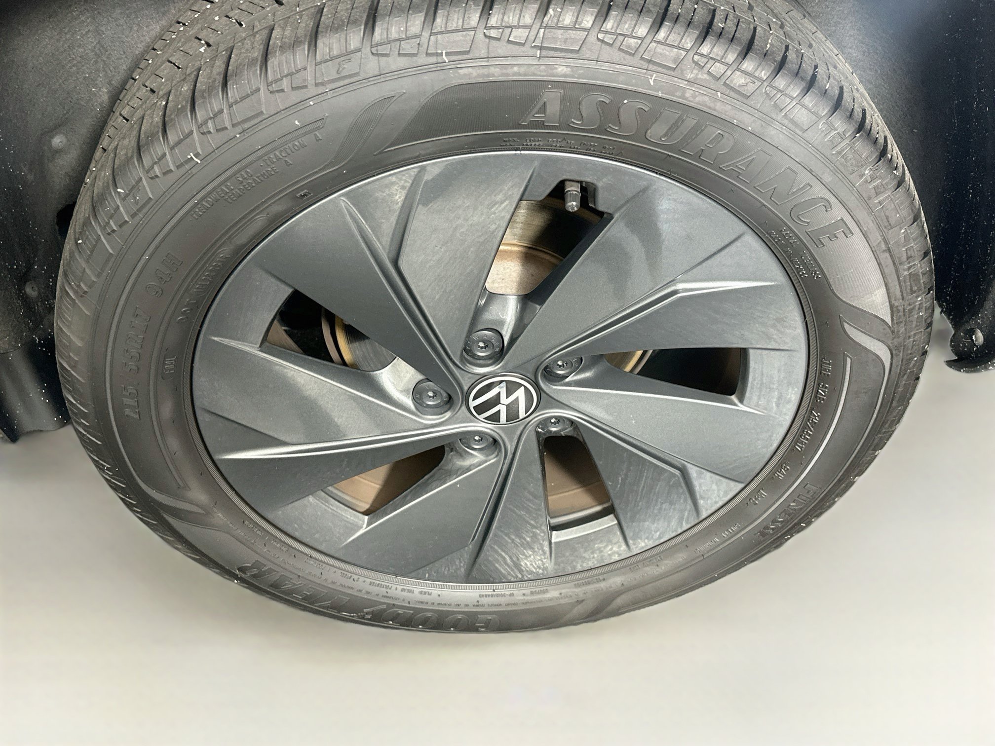 Used 2025 Volkswagen Taos S FWD image 11