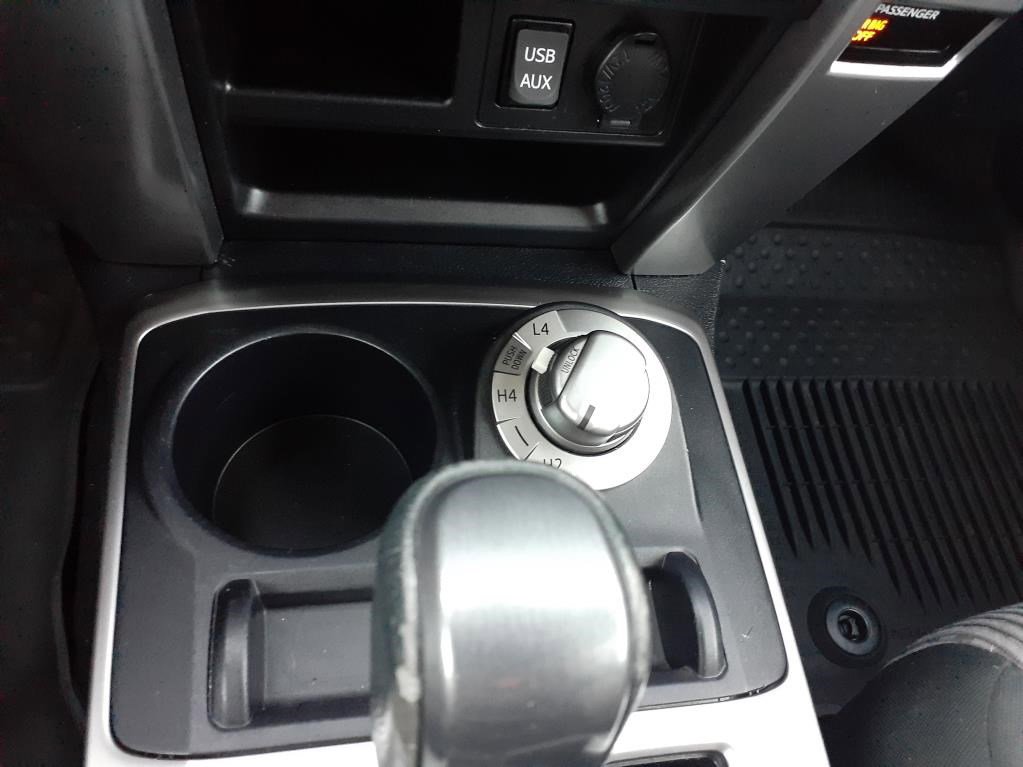 Used 2016 Toyota 4Runner SR5 image 9