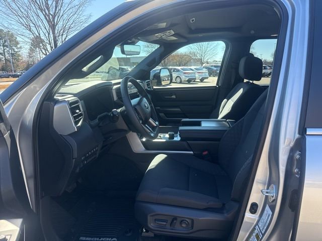 Used 2025 Toyota Sequoia SR5 image 24
