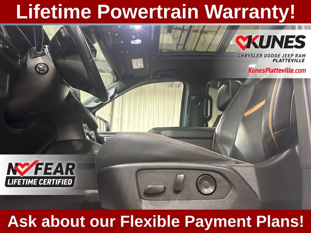 Used 2024 GMC Yukon XL AT4 w/ AT4 Premium Package image 23