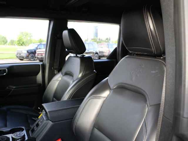 Used 2025 Ford Bronco Outer Banks AWD/4WD image 22