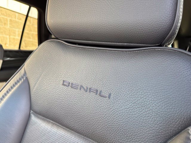 Used 2024 GMC Yukon Denali w/ LPO, Floor Liner Package AWD/4WD image 22