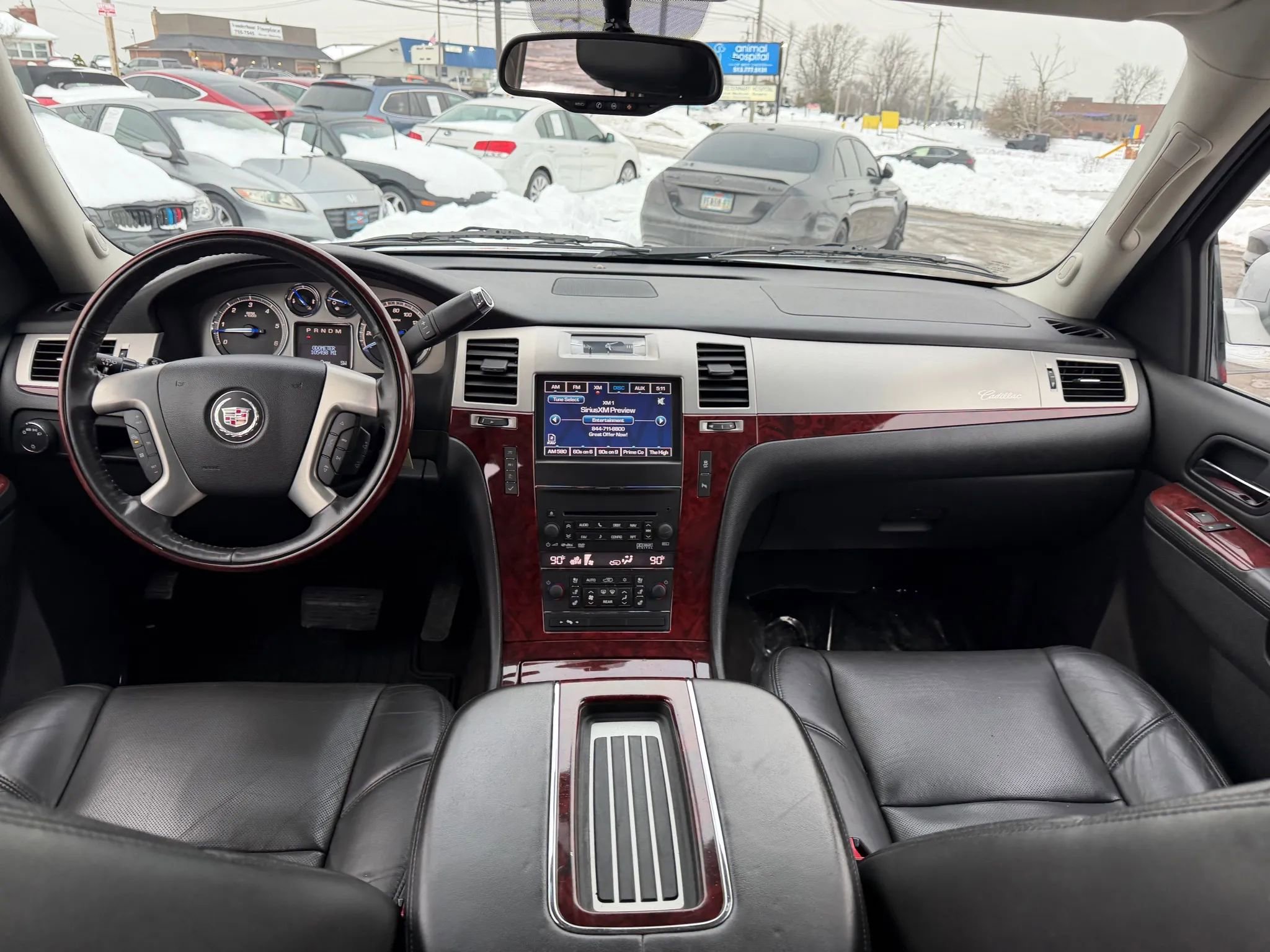 Used 2012 Cadillac Escalade Luxury image 15