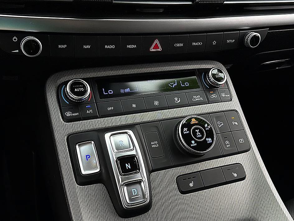 Certified 2025 Hyundai Palisade SEL AWD/4WD image 16