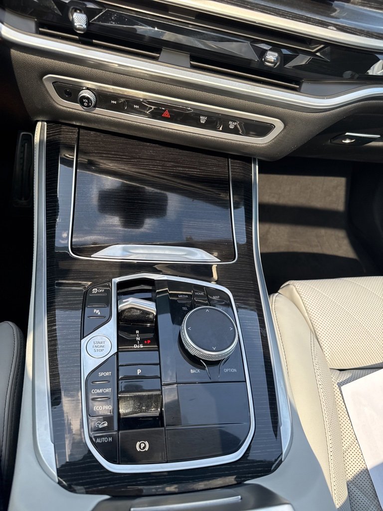 Used 2024 BMW X5 M60i w/ Climate Comfort Package image 29