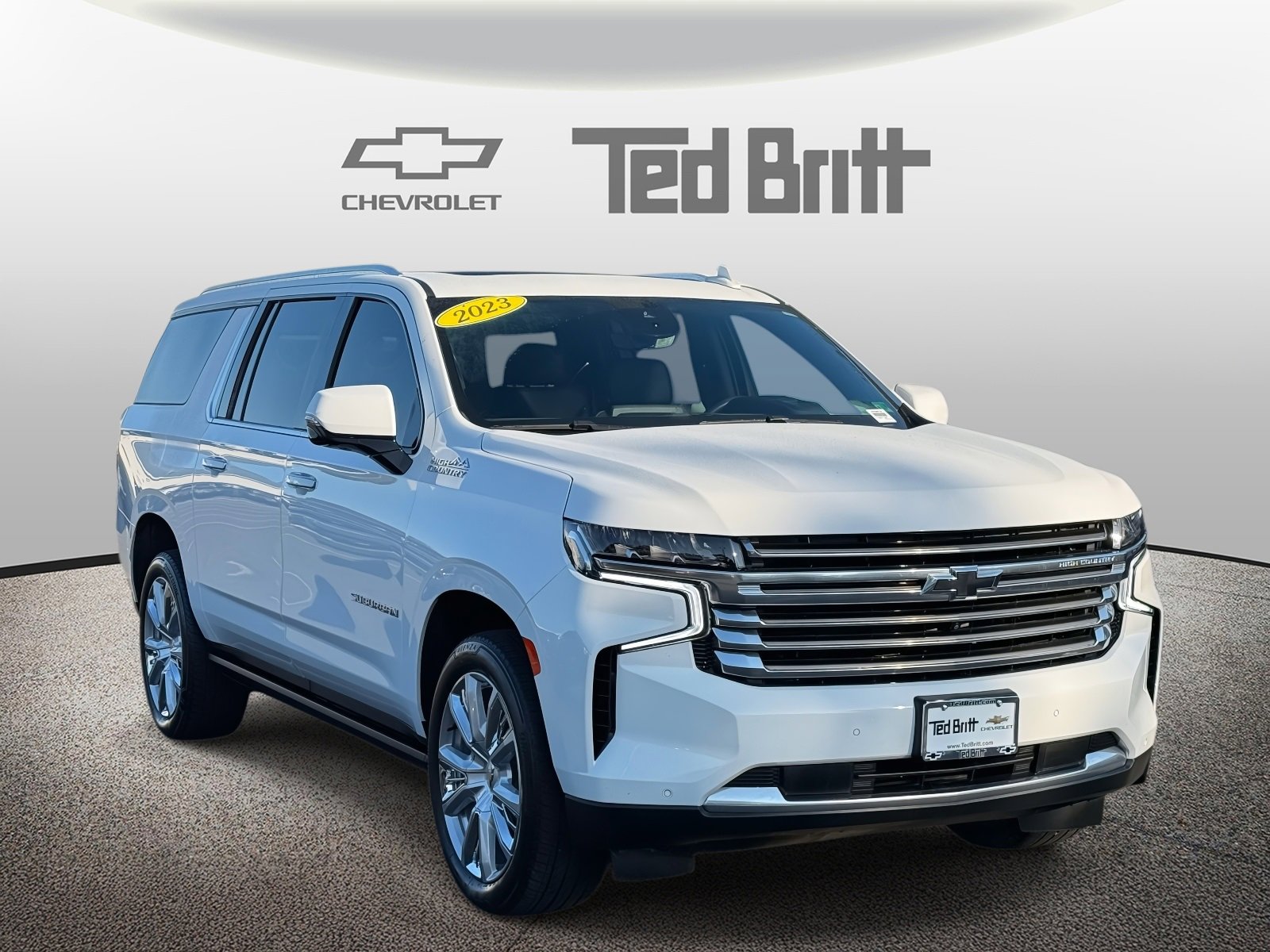 Certified 2023 Chevrolet Suburban High Country image 3