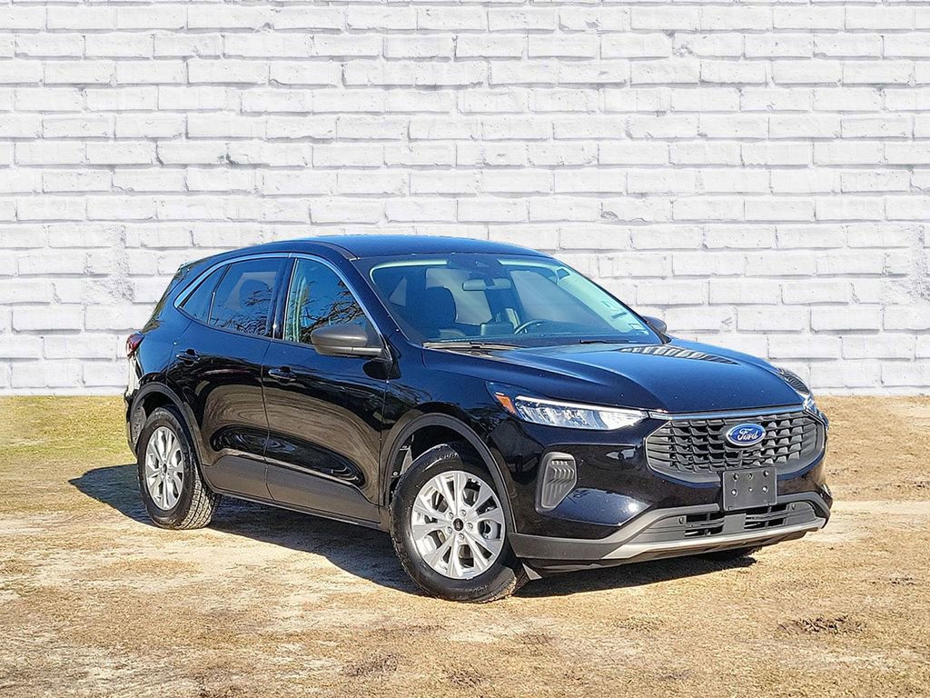 Used 2024 Ford Escape Active