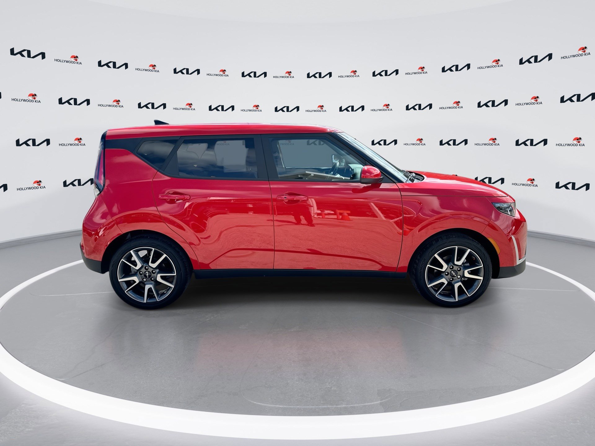 Certified 2024 Kia Soul EX w/ Option Group 015 FWD image 9