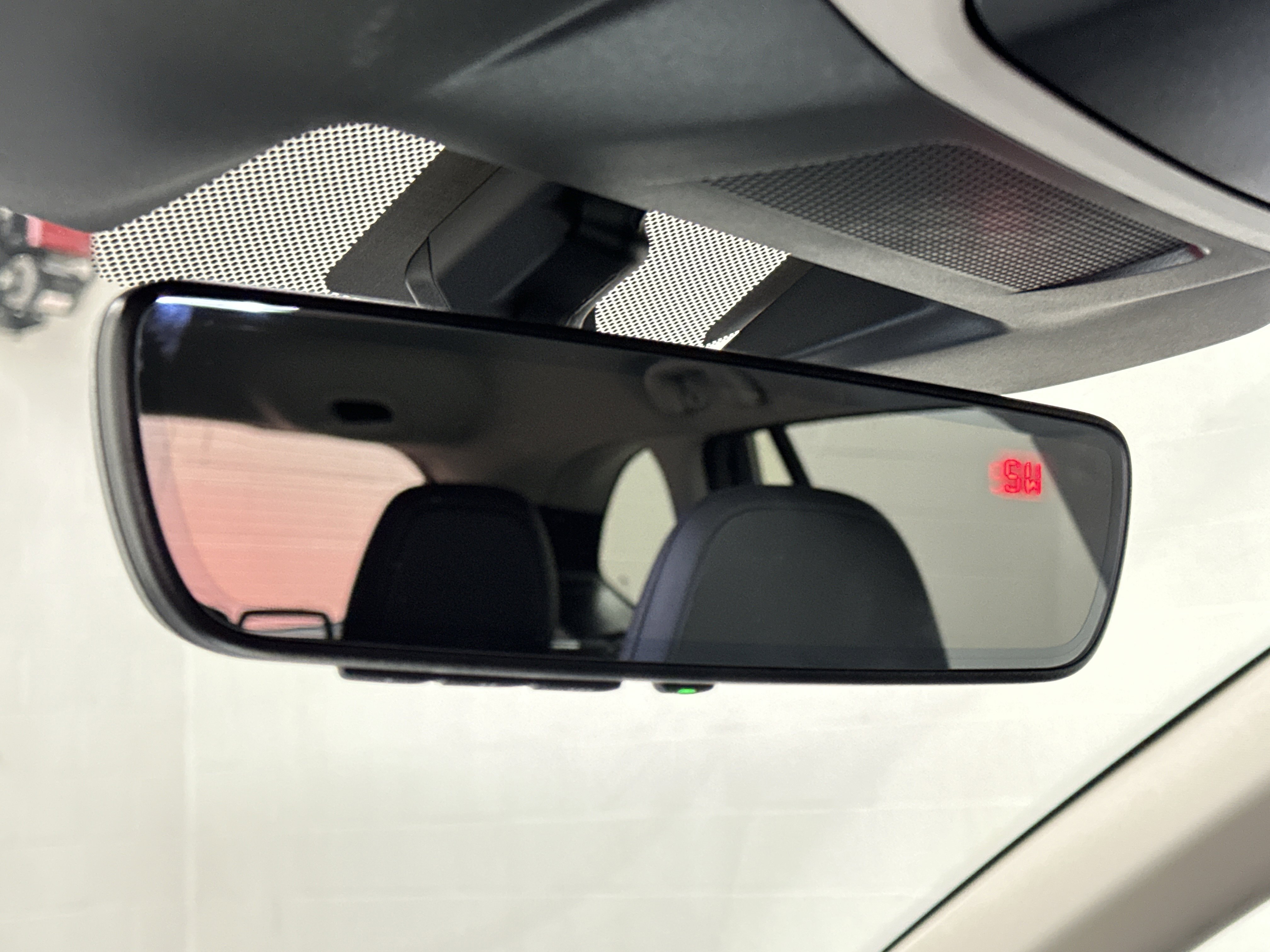 Certified 2025 Subaru Outback Limited image 37