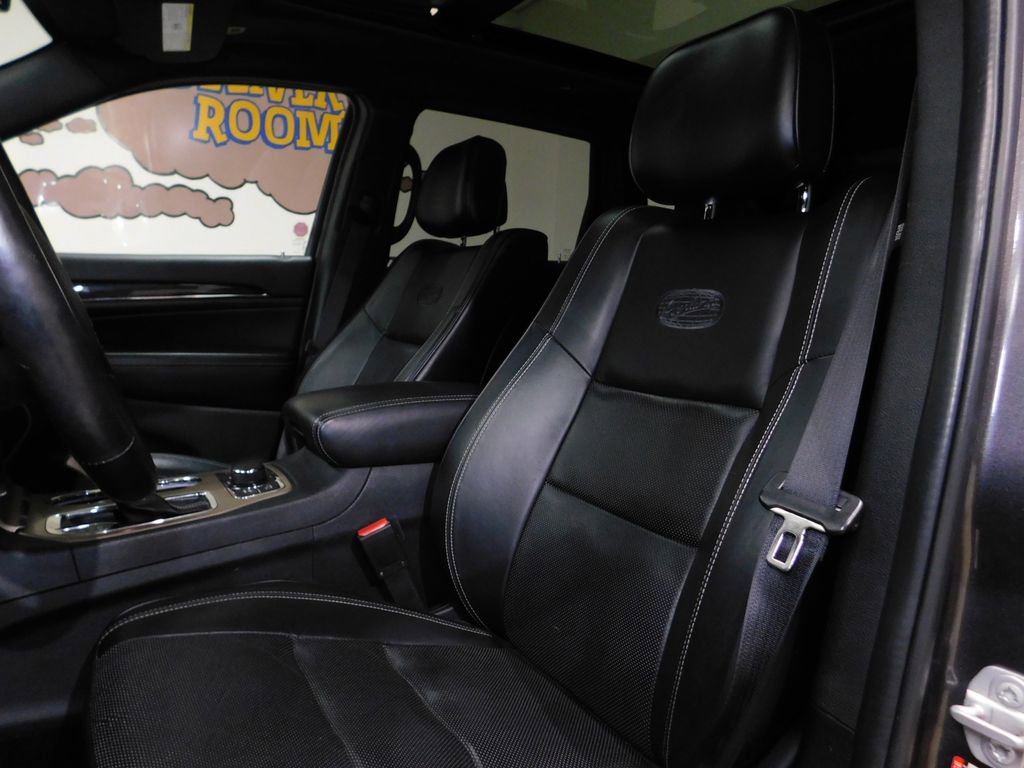 Used 2017 Jeep Grand Cherokee Overland AWD/4WD image 39