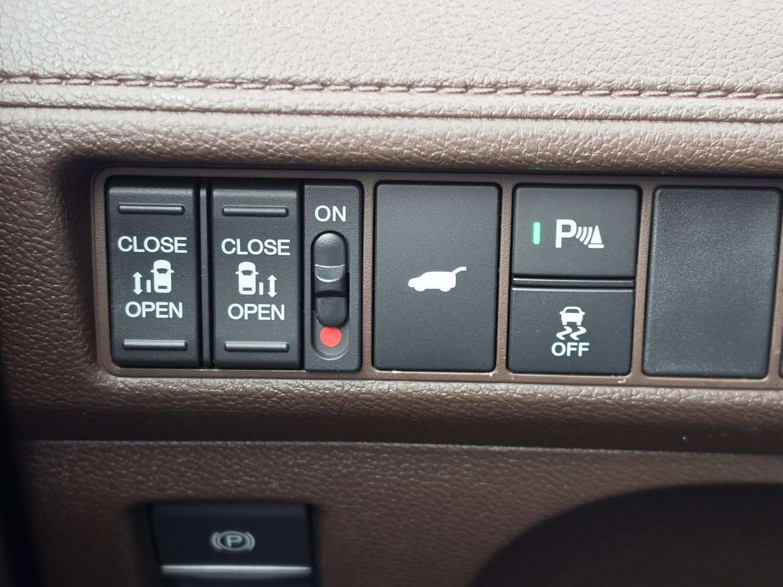 New 2026 Honda Odyssey Elite image 18