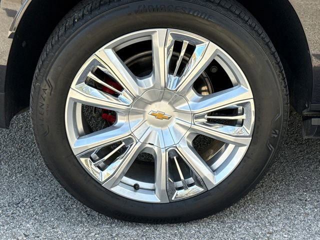 Used 2022 Chevrolet Suburban High Country AWD/4WD image 9