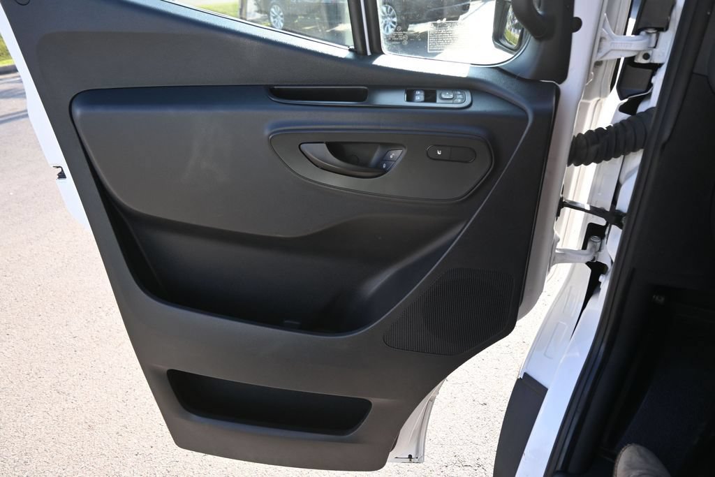 Used 2025 Mercedes-Benz Sprinter 2500 image 13