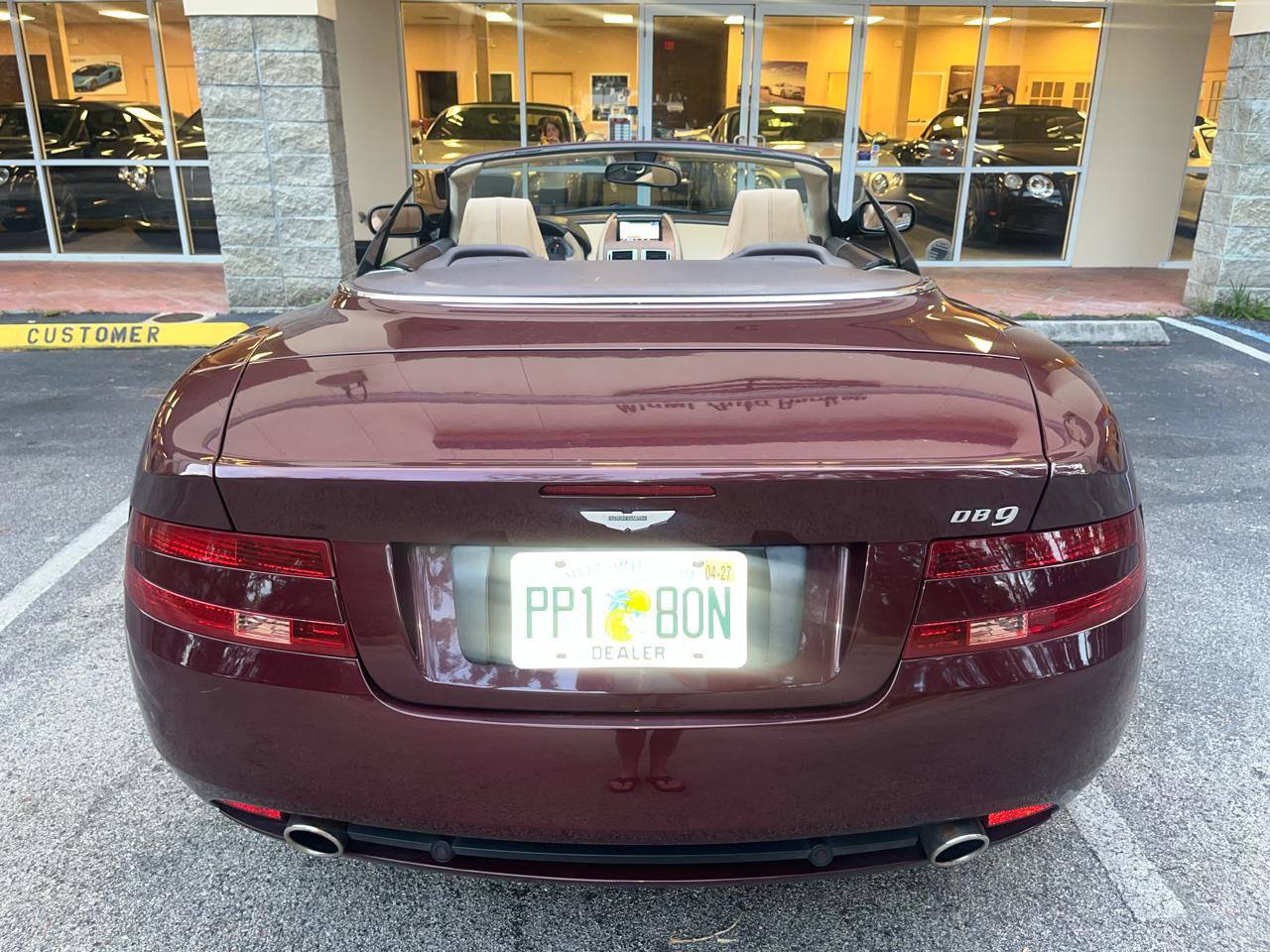Used 2007 Aston Martin DB9 Volante RWD image 6