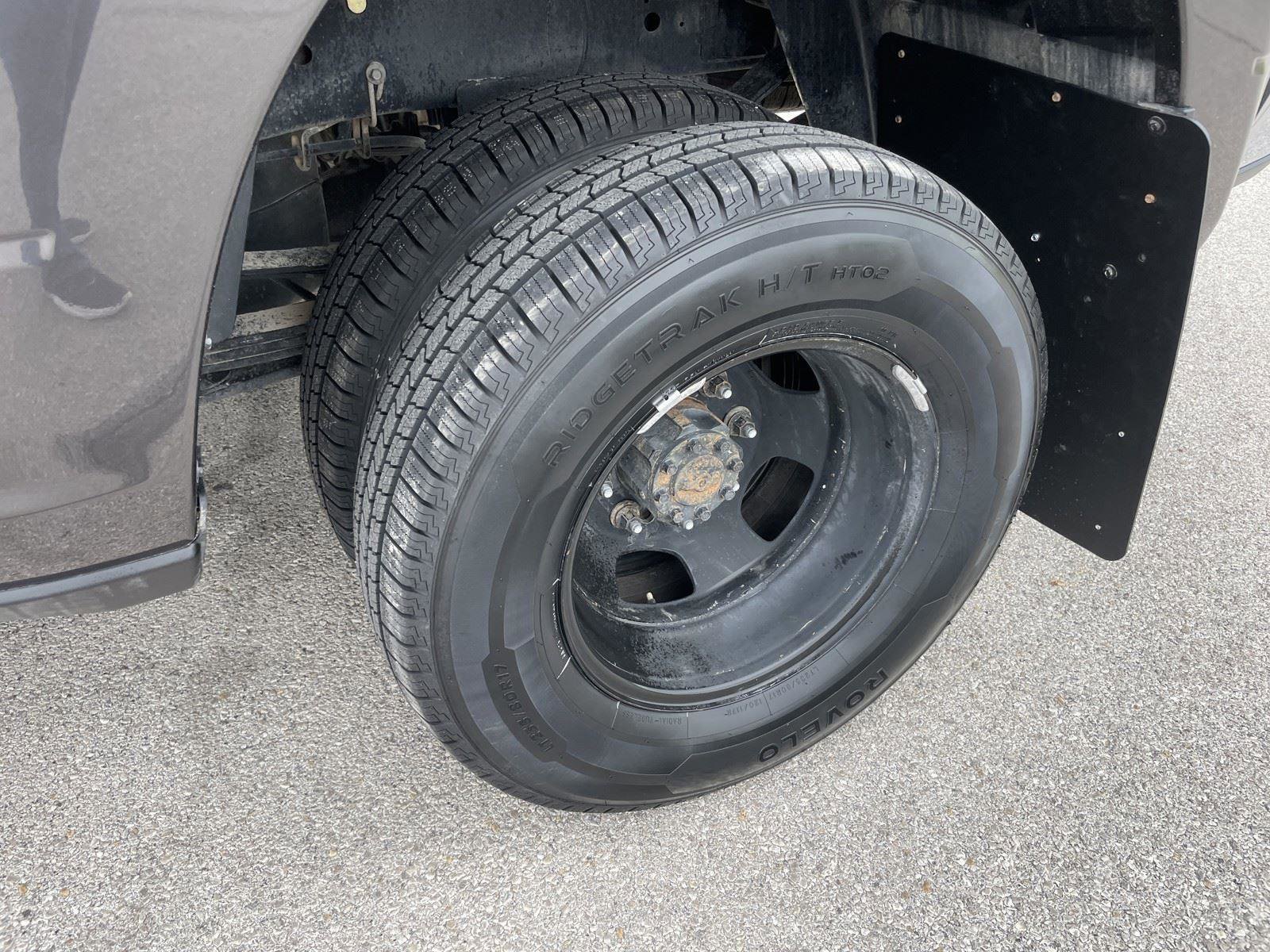 Used 2024 RAM 3500 Tradesman w/ Chrome Appearance Group image 31