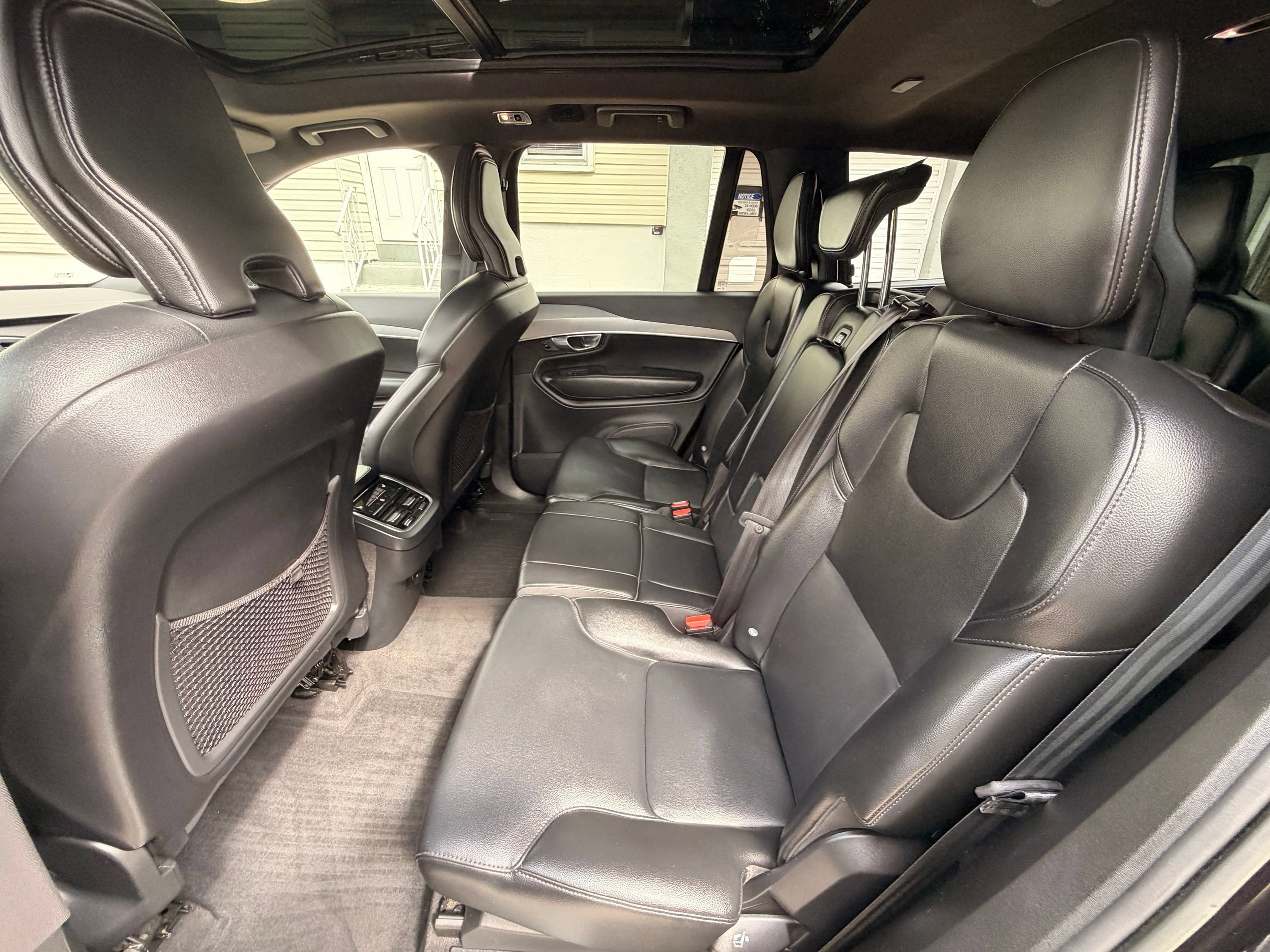 Used 2022 Volvo XC90 T5 Momentum w/ Climate Package AWD/4WD image 18
