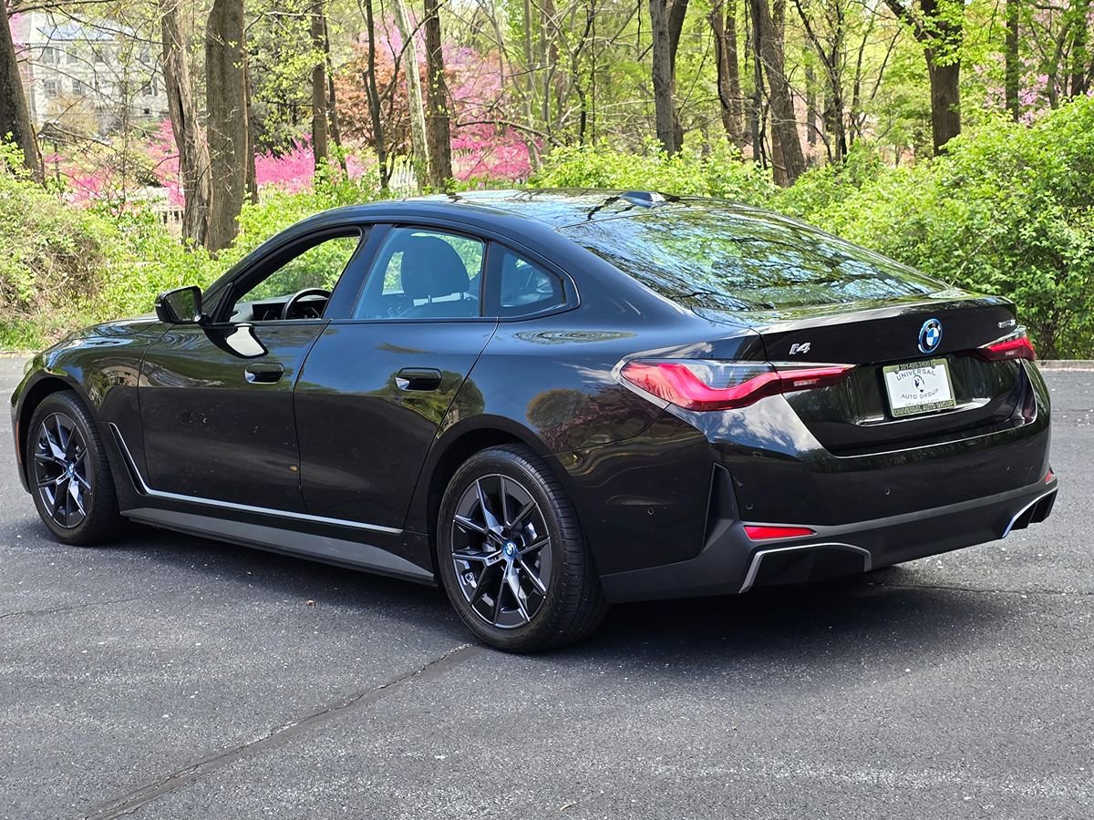 Used 2023 BMW i4 eDrive35 RWD image 4