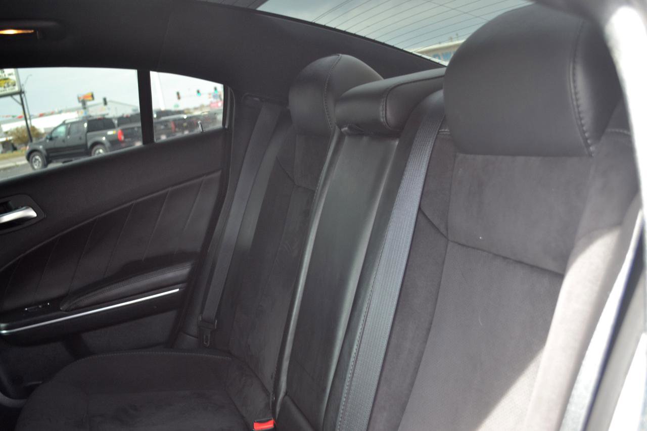 Used 2018 Dodge Charger GT image 41