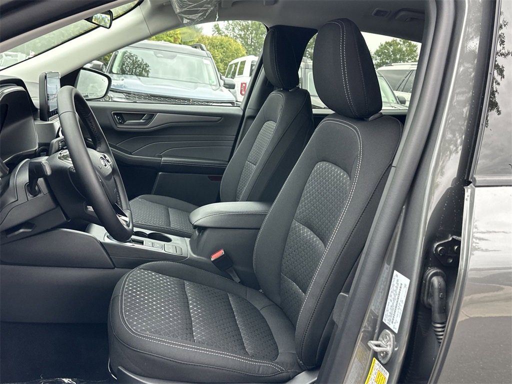 New 2026 Ford Escape Active w/ Cold Weather Package image 13