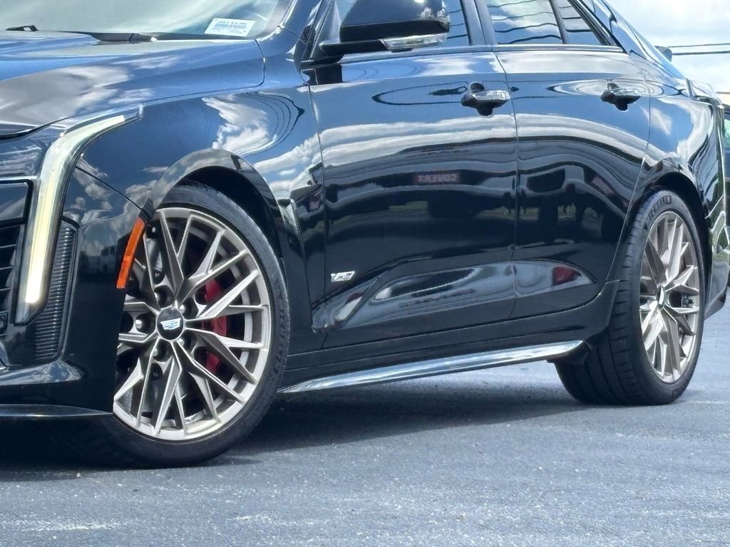 Used 2023 Cadillac CT4 V Blackwing w/ LPO, Bronce Accent Package RWD image 3