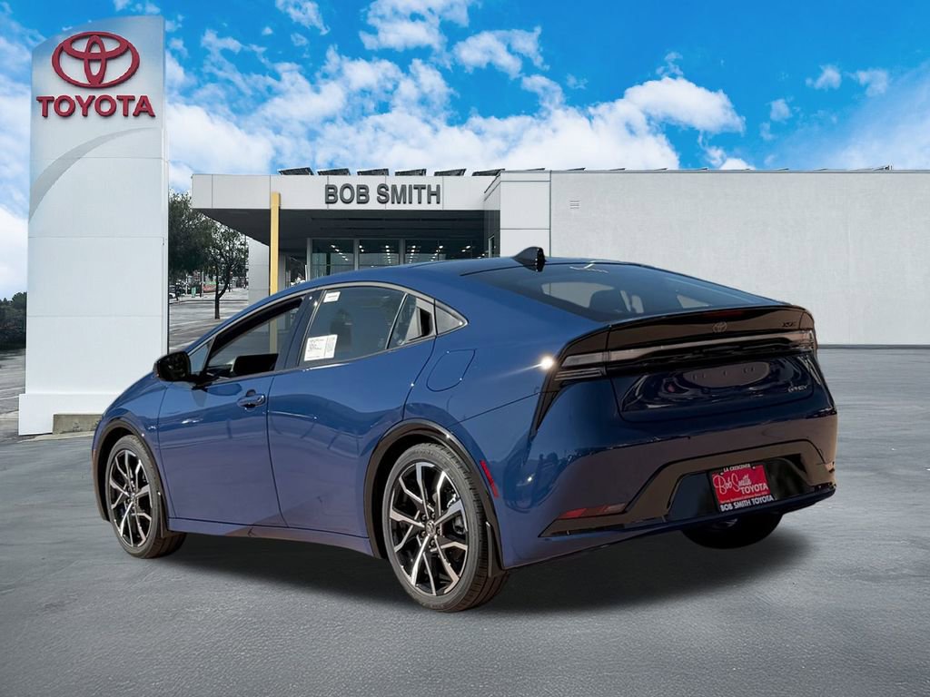 New 2026 Toyota Prius Plug-In Hybrid FWD image 7