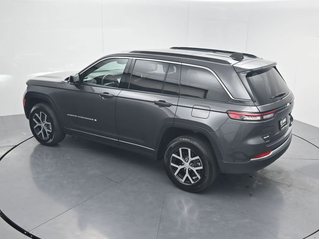 Used 2024 Jeep Grand Cherokee Limited w/ Trailer Tow Package image 65