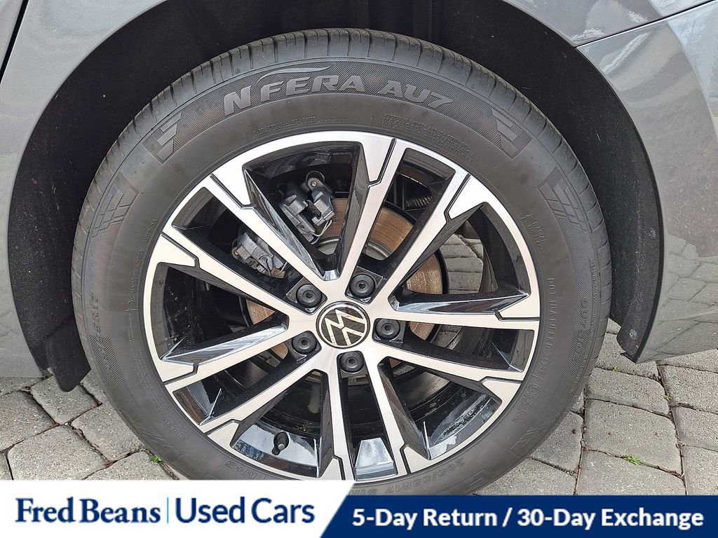 Certified 2024 Volkswagen Jetta Sport image 12