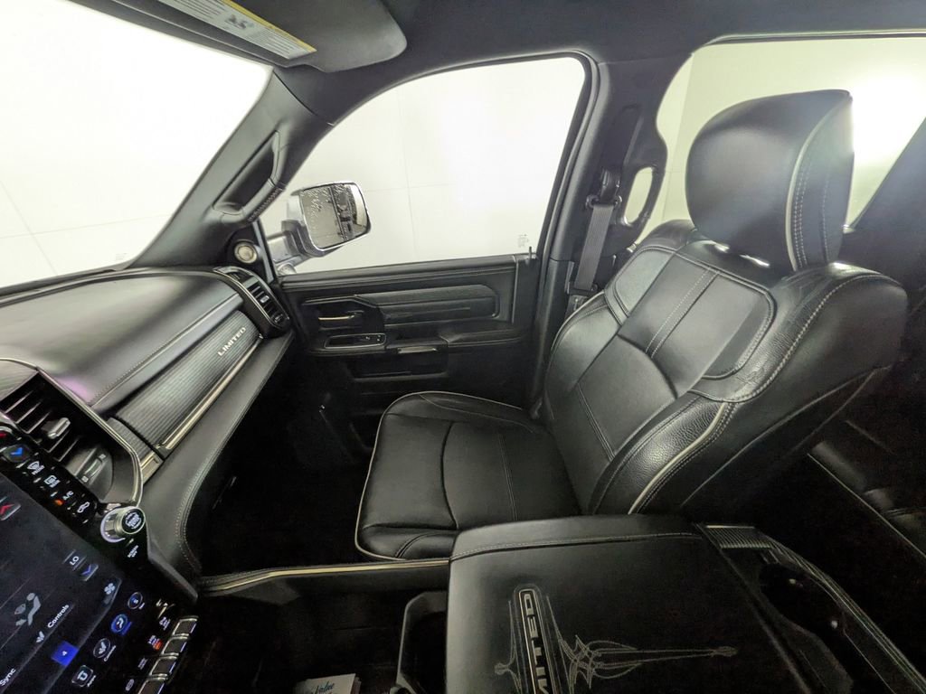 Used 2021 RAM 2500 Limited image 30