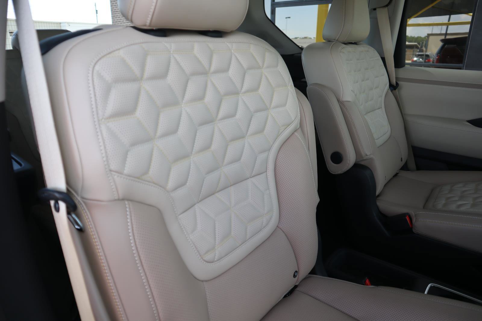 New 2026 Nissan Armada Platinum image 52