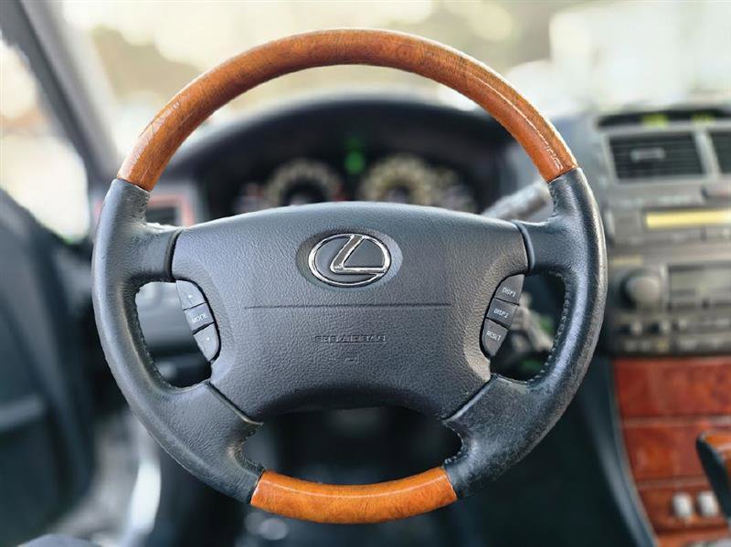 Used 2004 Lexus LS 430 image 34