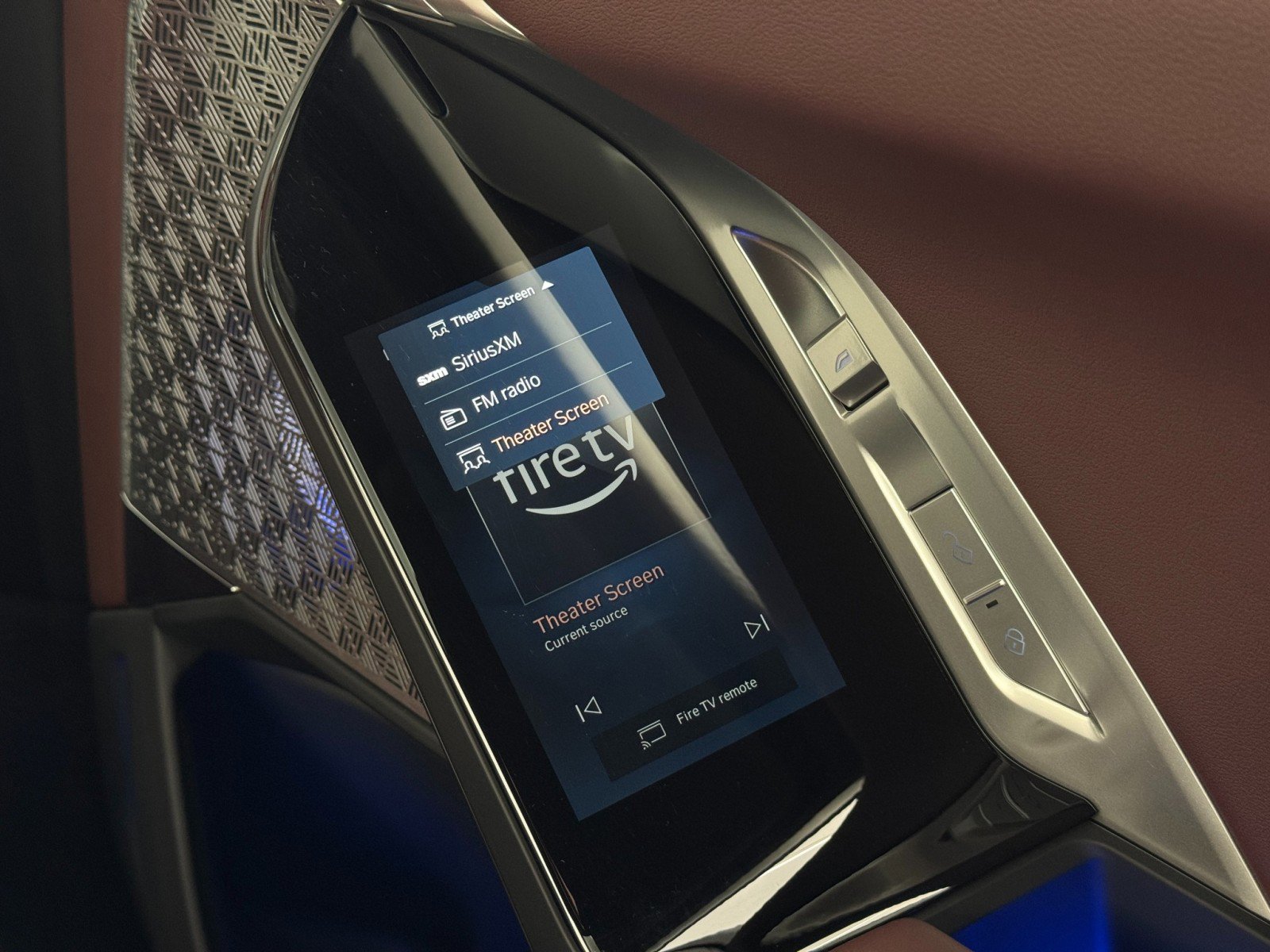 Used 2024 BMW i7 xDrive60 image 41