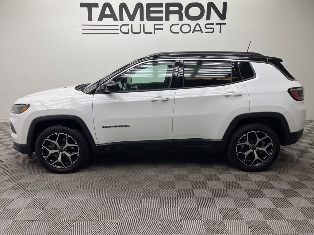 Used 2025 Jeep Compass Limited AWD/4WD image 6