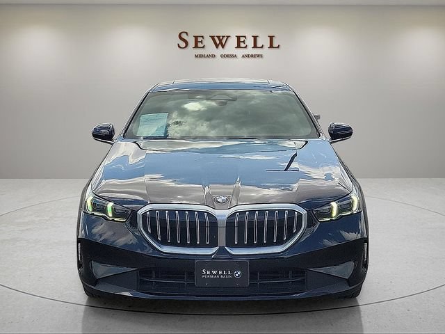 Used 2024 BMW 540i xDrive w/ Convenience Package AWD/4WD image 8