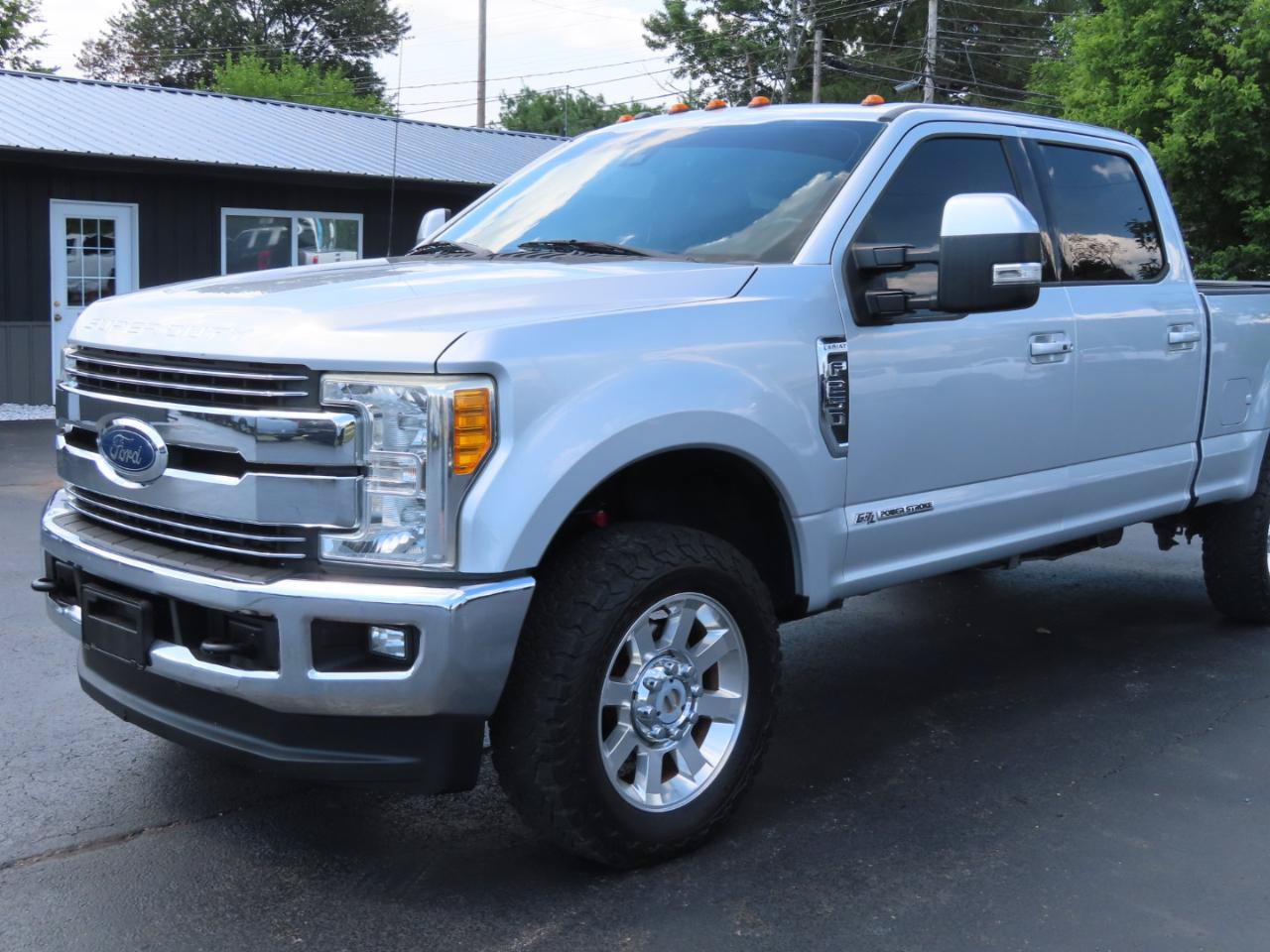 Used 2017 Ford F250 Lariat w/ Lariat Ultimate Package AWD/4WD image 10
