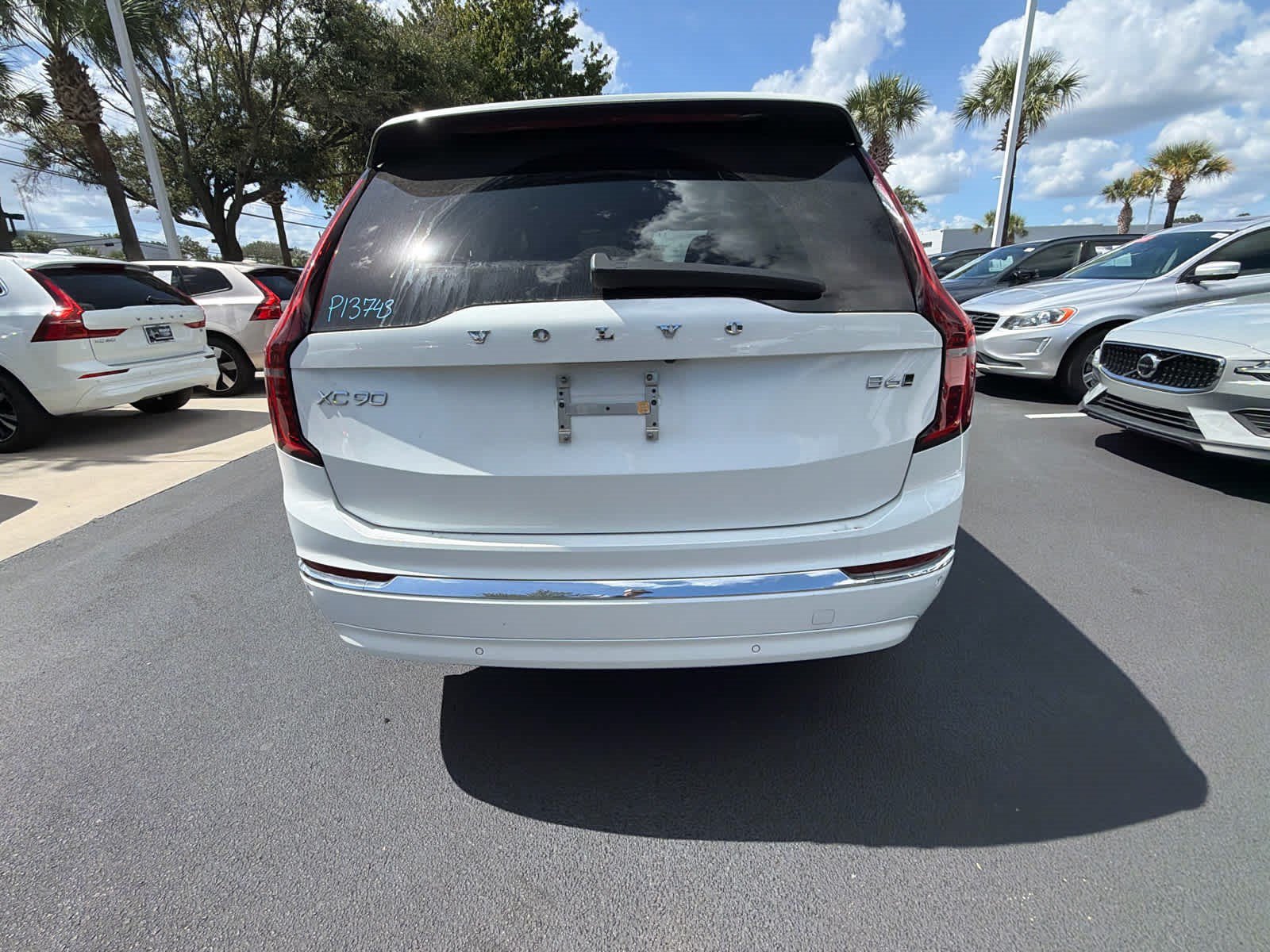 Certified 2026 Volvo XC90 B6 Plus AWD/4WD image 13