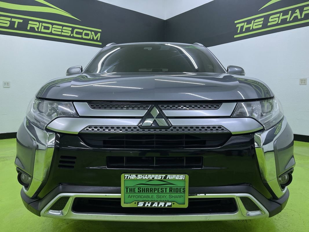 Used 2020 Mitsubishi Outlander SEL image 3