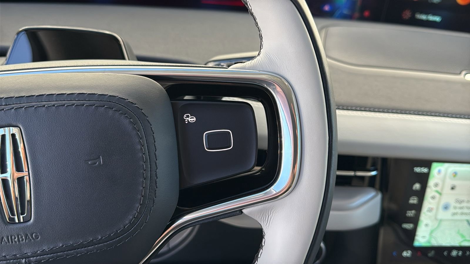 New 2025 Lincoln Navigator L Reserve image 25