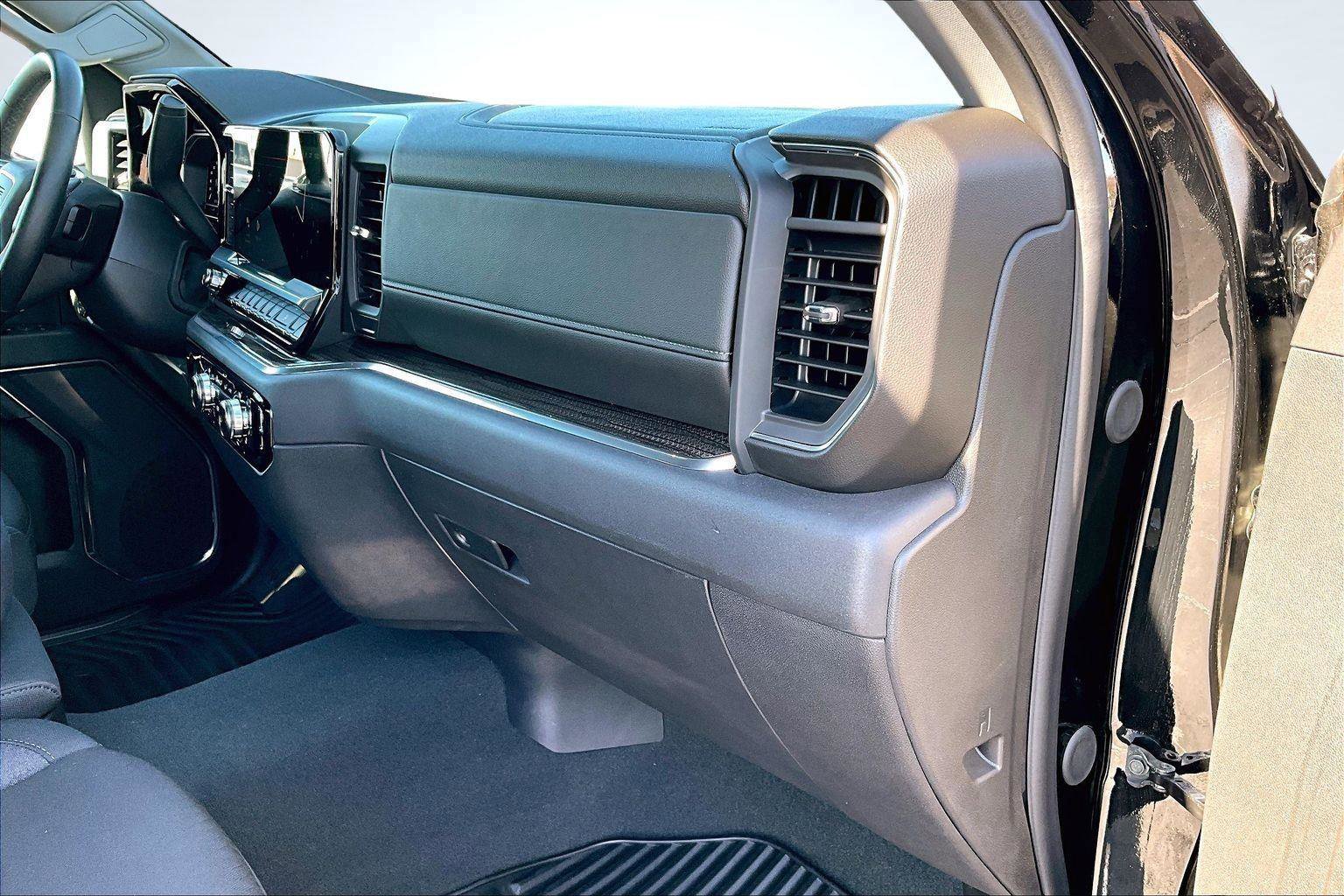 Used 2024 GMC Sierra 1500 Elevation AWD/4WD image 18