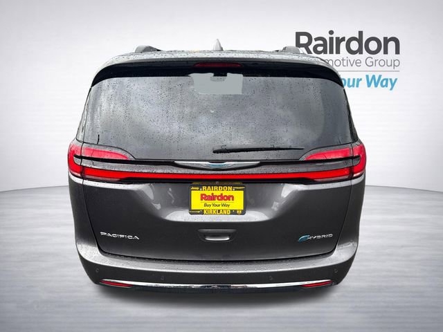 Used 2021 Chrysler Pacifica Touring-L image 7